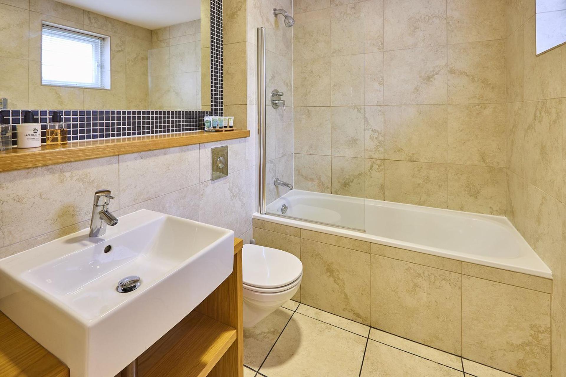 Host & Stay - Waterside Дарем Экстерьер фото